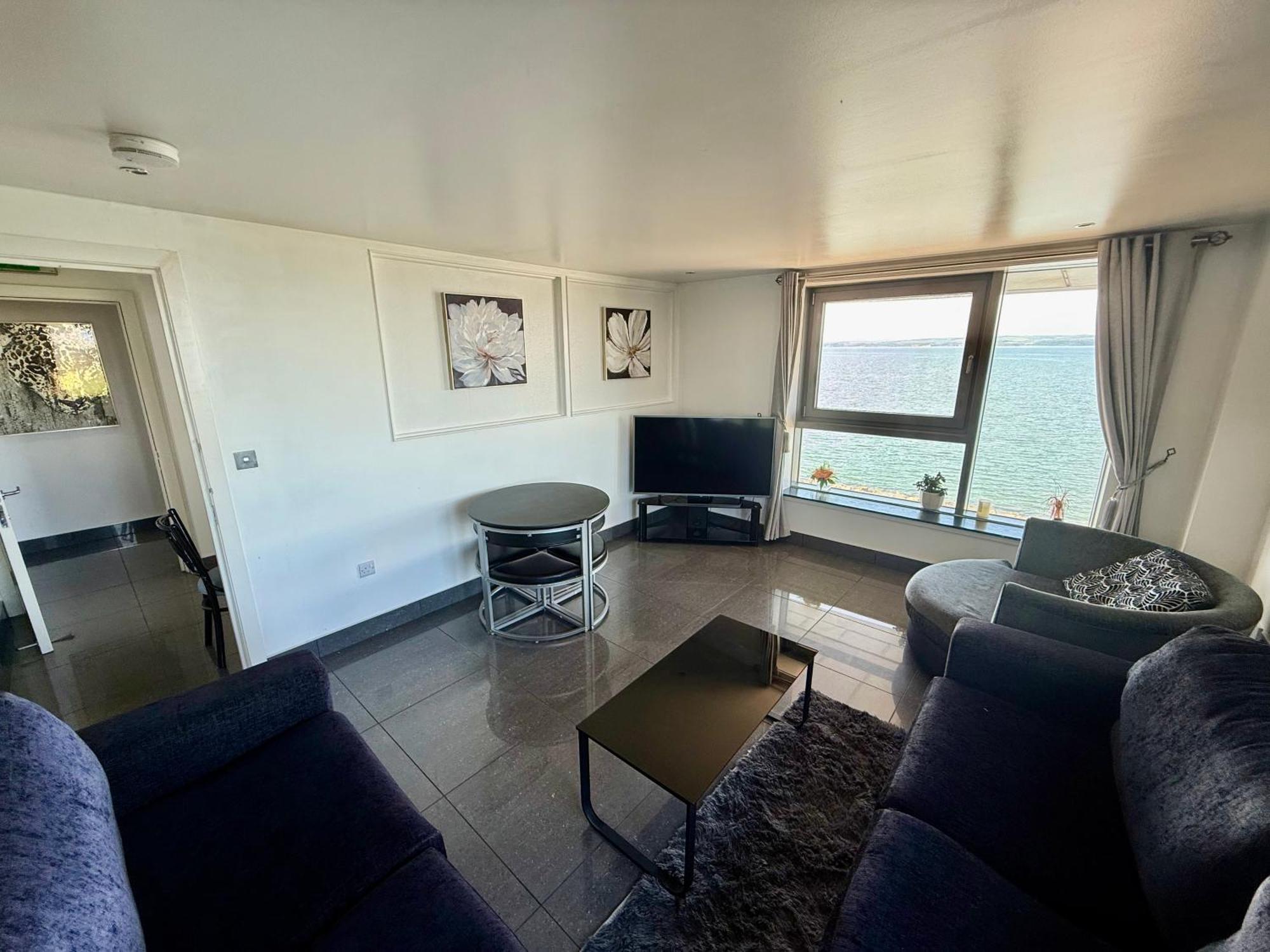 אדינבורו Ocean Park Apartments - Oceanfront - Free Parking And Fast Wifi מראה חיצוני תמונה