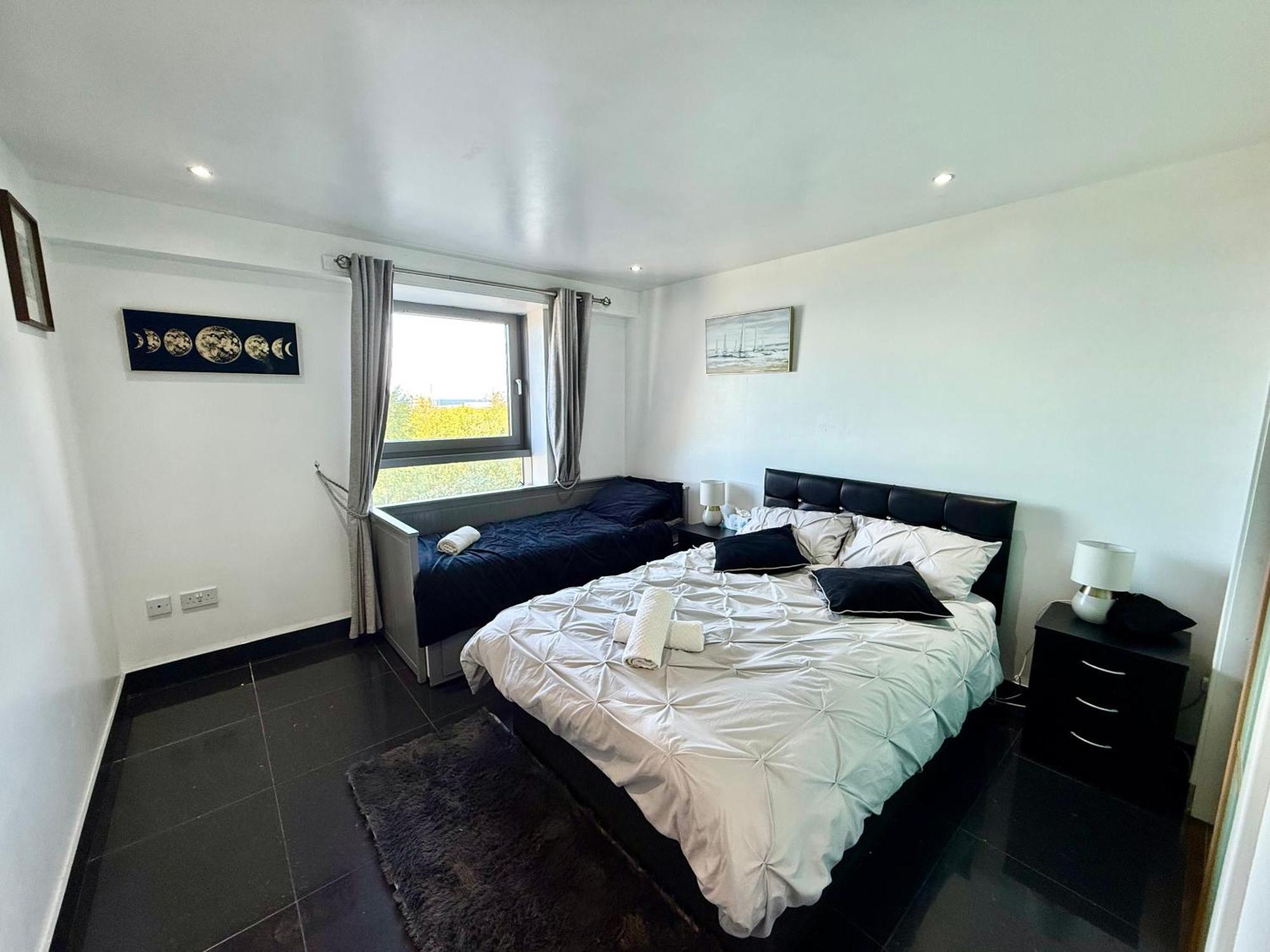 אדינבורו Ocean Park Apartments - Oceanfront - Free Parking And Fast Wifi מראה חיצוני תמונה